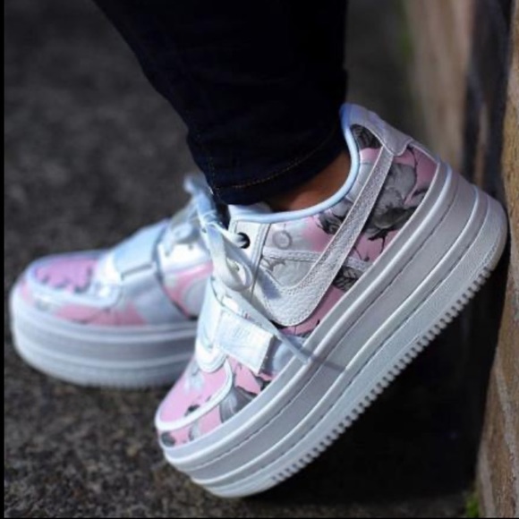 Nike Shoes - NIKE VANDAL 2K LX "SUMMIT WHITE" WOMEN'S SHOE